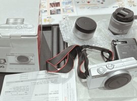 Canon：交換レンズ付きボディ／SONY：アクセサリー（三脚・フラッシュ系）など3点