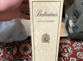 ウイスキー／Ballantines：30年（状態ランク：B）など4点