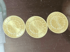 10万円金貨（御在位）など古銭類