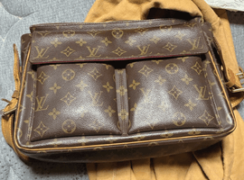 LOUIS VUITTON / モノグラム / ヴィバシテ GM / M51163 / 状態ランク:Cなど4点