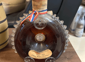 ブランデー／REMY MARTIN：ルイ 13世 ベリーオールド 八角形箱 バカラボトル（状態ランク：B）など6点