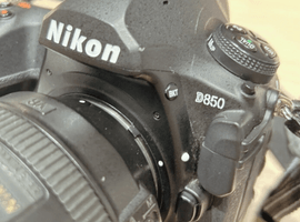 Nikon：D850 + AF-S NIKKOR 24-120mm F4G ED VR／Canon：EOS 5D Mark II EF 24-105L IS USM キットなど7点