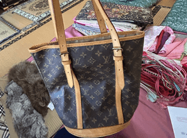 LOUIS VUITTON / モノグラム / バケット GM / M42236 / 状態ランク：Dなど5点