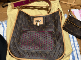 LOUIS VUITTON / モノグラム ペルフォ / ミュゼット ショルダーバッグなど2点
