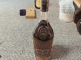 ブランデー：CAMUS（XO ロングネック）／ブランデー：COURVOISIER（ナポレオン 旧）など4点