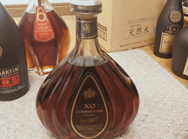 ブランデー：COURVOISIER（XO グリーンボトル）／ブランデー：REMY MARTIN（VSOP 旧）など6点