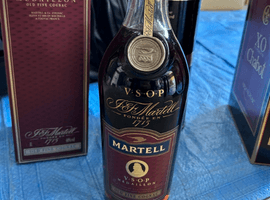 ブランデー／MARTELL：VSOP メダイヨン レッドラベル クリアボトル（状態ランク：C）など4点