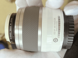 Nikon：レンズ／Nikon：交換レンズ付きボディなど3点