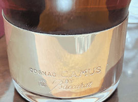 ブランデー：CAMUS（シルバー トップ バカラボトル）／ブランデー：Hennessy（パラディ バカラボトル）など3点