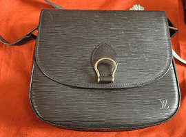 LOUIS VUITTON / エピ / サンクルー / M52192 / 状態ランク：Cなど5点(滋賀県高島市・出張買取)｜ブランド品の高価買取なら【バイセル】
