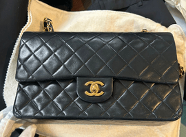 CHANEL / マトラッセ / ココマーク ダブルフラップショルダーバッグ / A01112 / 状態ランク：Bなど4点