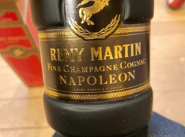 ブランデー：REMY MARTIN（ナポレオン ファインシャンパーニュ）／ブランデー：MARTELL（VSOP メダイヨン グリーンボトル 緑）など2点