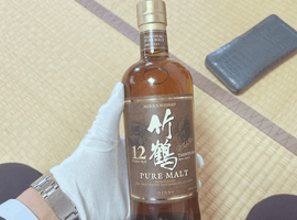 ウイスキー：NIKKA（竹鶴 12年 ピュアモルト 丸瓶）／ブランデー：Hennessy（XO 金キャップ グリーンボトル）など3点