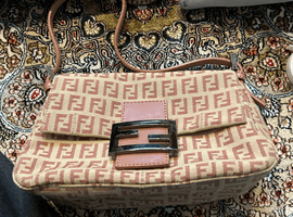 FENDI / ズッキーノ ハンドバッグ マンマバケット / 8BR180 / 状態ランク：ABなど4点