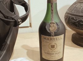ウイスキー：Jounder's（スプリングバンク ファウンダーズリザーブ）／ウイスキー：Suntory（山崎蒸留所 シングルモルト）など3点
