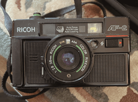 RICOH：ボディ／Canon：ボディなど3点