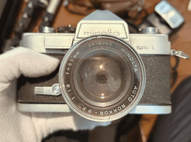 MINOLTA：交換レンズ付きボディ／PENTAX：交換レンズ付きボディなど3点