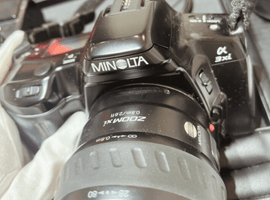 MINOLTA：交換レンズ付きボディ／SONY：ボディなど8点