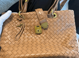 BOTTEGA VENETA / イントレチャート ハンドバッグ / 162112 / 状態ランク：Bなど3点