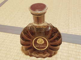 ブランデー：REMY MARTIN（セントー XO クリアボトル）／ブランデー：Hennessy（VSOP ファイン シャンパーニュ グリーンボトル）など3点