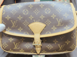 LOUIS VUITTON / モノグラム / ソローニュ / M42250など4点