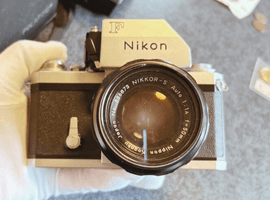 Nikon：F フォトミックFTN＋NIKKOR-S Auto 50mm F1.4／Polaroid：ボディなど2点