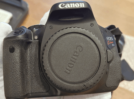 Canon:EOS Kiss X5 ボディなど3点