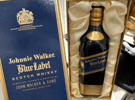 ウイスキー：Johnnie Walker（ブルーラベル）／ブランデー：CAMUS（XO ロングネック）など16点