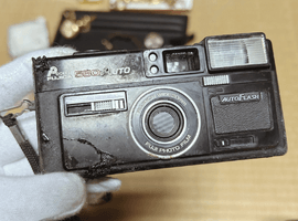 FUJIFILM：ボディ／OLYMPUS：交換レンズ付きボディなど9点