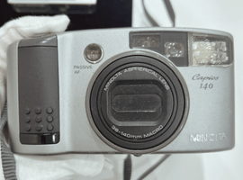 MINOLTA：ボディ／SONY：レンズなど7点