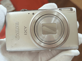 Canon：IXY 650 シルバーなど4点