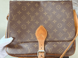 LOUIS VUITTON / モノグラム / カルトシエール GM / M51252 / 状態ランク：Bなど2点(兵庫県神戸市東灘区・出張買取)｜ブランド品の高価買取なら【バイセル】