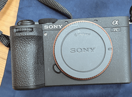 SONY：α7C II ボディ ILCE-7CM2 B ブラック／SONY：α7C ボディ