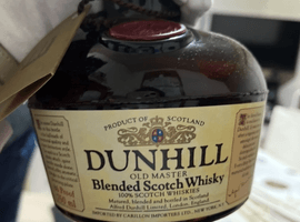 ウイスキー：dunhill（オールドマスター ファイネスト）／ブランデー：CAMUS（XO ロングネック）など3点