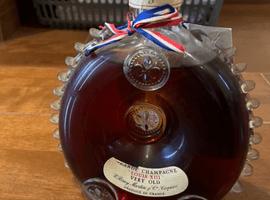 ブランデー：REMY MARTIN（ルイ13世 ベリーオールド）／ウイスキー：Suntory（響 ノンエイジ 裏ゴールドラベル）など3点