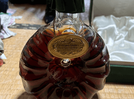 ブランデー：REMY MARTIN（セントー クリスタル バカラボトル）／ウイスキー：Johnnie Walker（12年　カーデュ）など3点