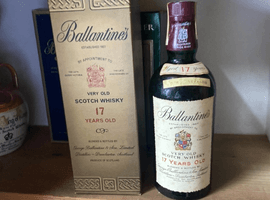 ウイスキー：Ballantines（17年 旧ボトル 赤青旗）／ウイスキー：Ballantines（12年 ベリーオールド 青赤旗）など5点