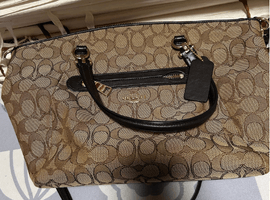COACH / ショルダーバッグ / 36311 / 状態ランク：Bなど2点(香川県木田郡三木町・出張買取）｜ブランドの高価買取なら【バイセル】