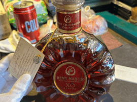 ブランデー：REMY MARTIN（XO スペシャル クリアボトル）／ブランデー：CAMUS（XO ロングネック）など5点