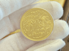 10万円金貨（御在位）など古銭類