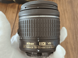 Nikon：レンズ／Nikon：レンズなど4点