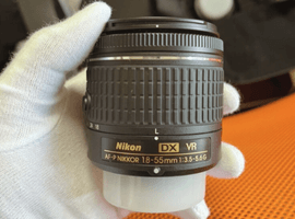 Nikon：AF-P DX NIKKOR 18-55mm F3.5-5.6G VR／Nikon：D3400 ボディ ブラックなど3点