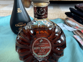 ブランデー：REMY MARTIN（XO スペシャル 旧 クリアボトル）／ブランデー：GAUTIER（XO ランタン型 陶器）など3点