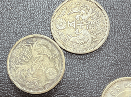 小型50銭銀貨など古銭類