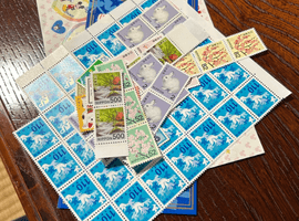 円普通切手・エゾユキウサギ／遊戯王カードゲーム25周年 「青眼の白龍」浮世絵風限定フレーム切手など