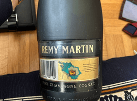 ブランデー／REMY MARTIN：VSOP 旧旧（状態ランク：D）など3点