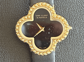 Van Cleef & Arpels / アルハンブラ オニキス / 136574 / 状態ランク:Bなど3点