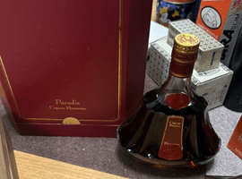 ブランデー：Hennessy（パラディ 旧クリアボトル）／ブランデー：REMY MARTIN（XO スペシャル クリアボトル）など3点