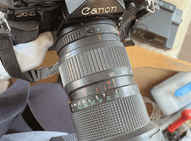 Canon：交換レンズ付きボディ／Canon：ボディなど7点