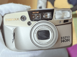 PENTAX：ボディ／Canon：ボディなど4点